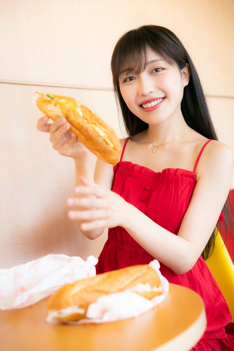 食いしん坊女子りっかちゃん　（撮影／矢島泰輔）