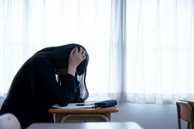 人は無意識のうちに好きなことは楽に覚え、ストレスがあると記憶力は低下する…勉強するときに知っておきたい脳の働きストレスに負けない脳と記憶力のつくり方