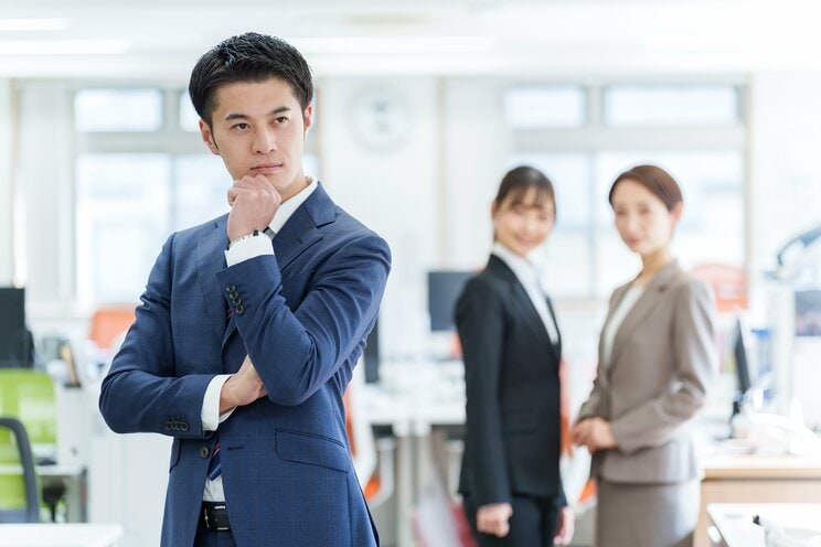 「気にしなくていいよ」と言いつつも裏では愚痴をこぼす上司（写真／shutterstock）