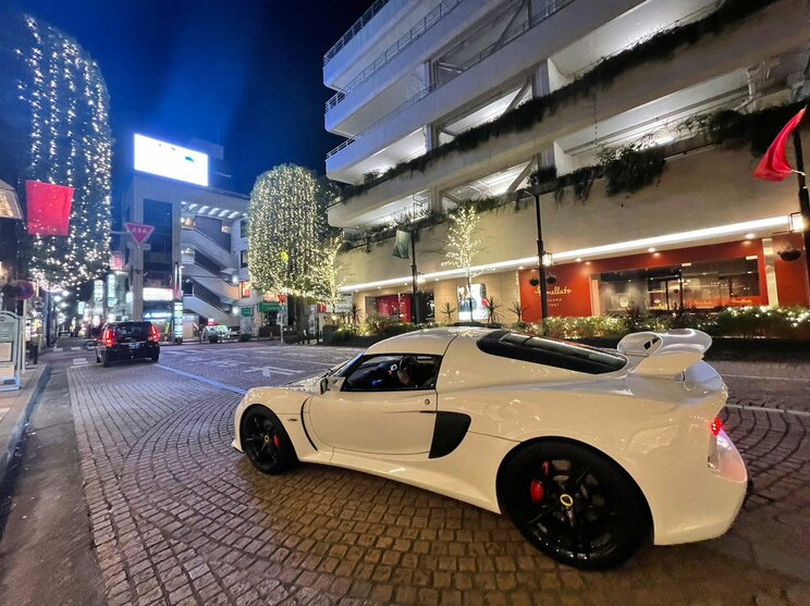 “非日常的”なスポーツカー、ロータス・エキシージをカーシェアして、クリスマスの街を走ってみた_14
