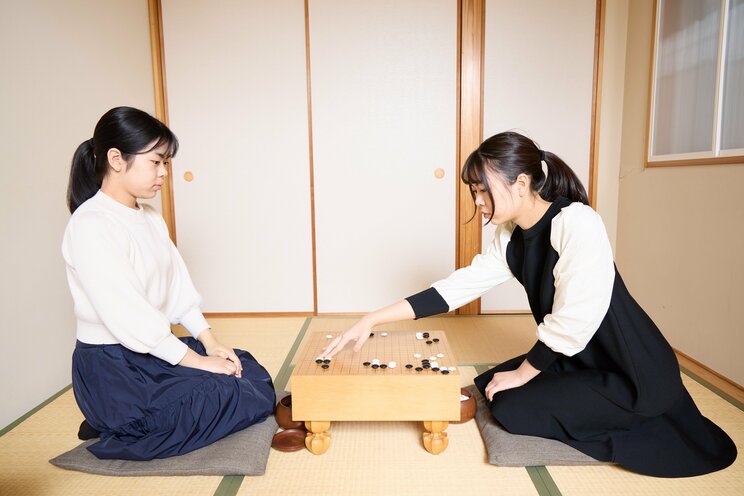 対局当日は「朝ご飯一緒に食べることになるとは思うけど、対局は午後3時からなので、お昼はさすがに別々で食べると思う」（愛咲美）