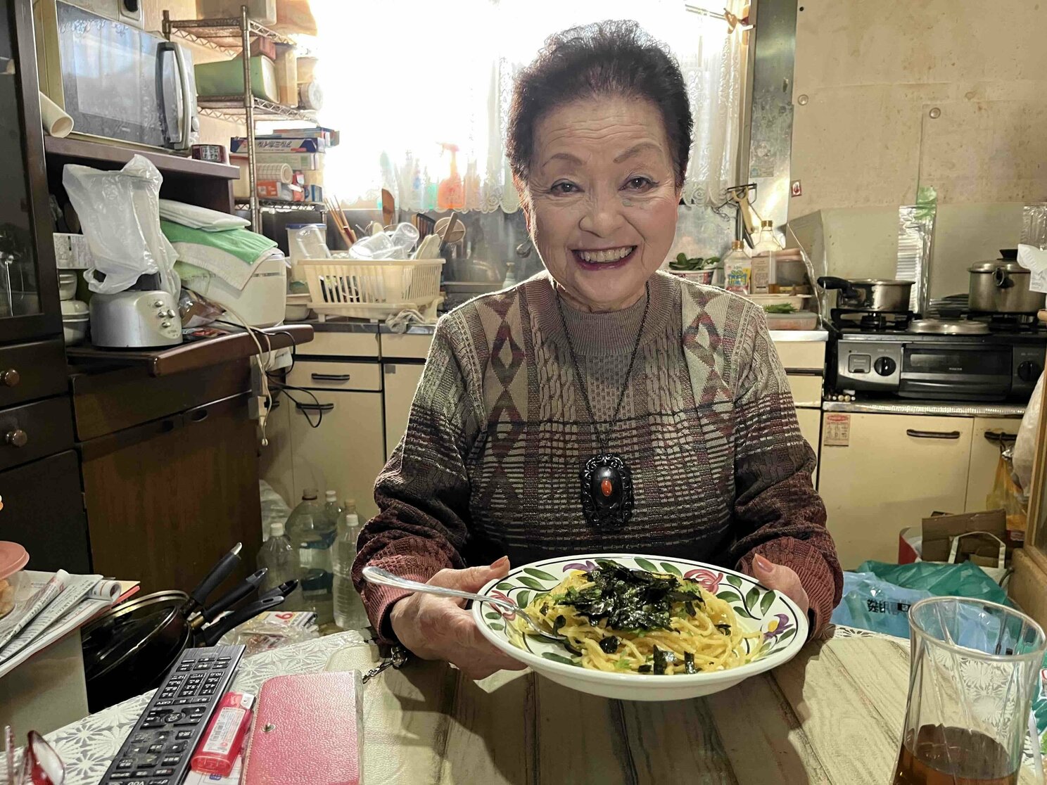 88歳、世界最高齢セクシー女優は今も自走で現場へ。米寿記念の …