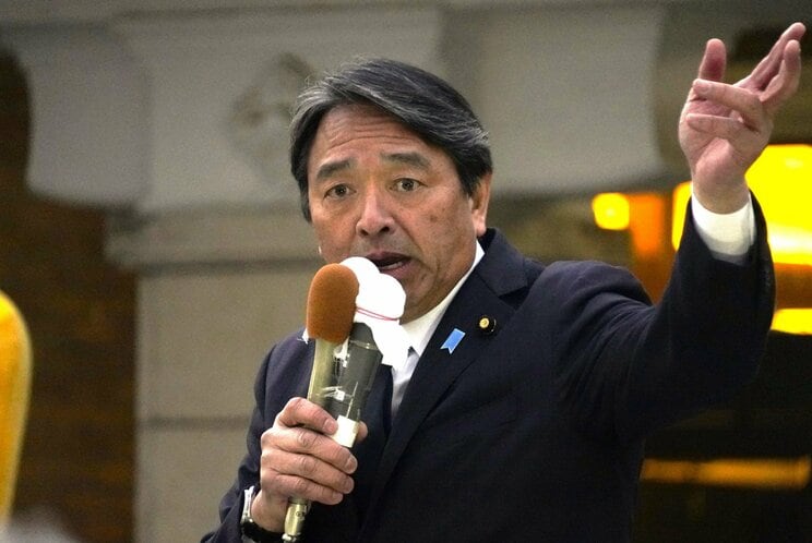 2月1日、奈良市内で街頭演説する榛葉賀津也氏（撮影／集英社オンライン）
