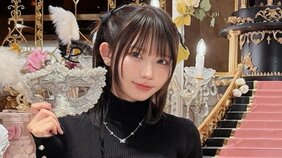 えなこ、超ミニスカの“黒ずくめコーデ”でスイーツビュッフェを満喫! ツインテール姿で美脚を披露する一方、まさかの絵の才能も…自身が描いた作品とは?