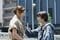 遠山凛（仲里依紗）と沼田文（松岡茉優）　写真／Netflix提供