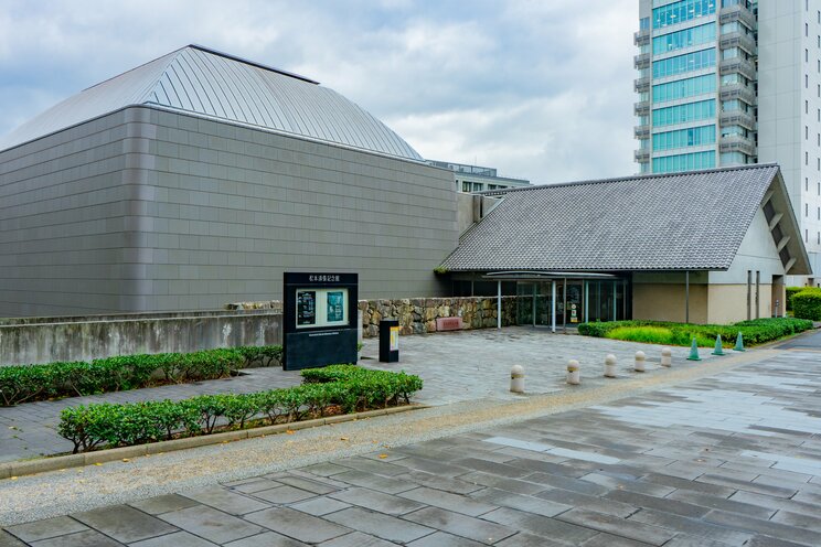 福岡県北九州市にある松本清張記念館(PhotoAC)