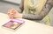 「番組で言ったように今も子供がほしいです。子供には私と違っていろんな経験をさせてあげたい。でも、結局私もママみたいに子供を縛ってしまいそう」