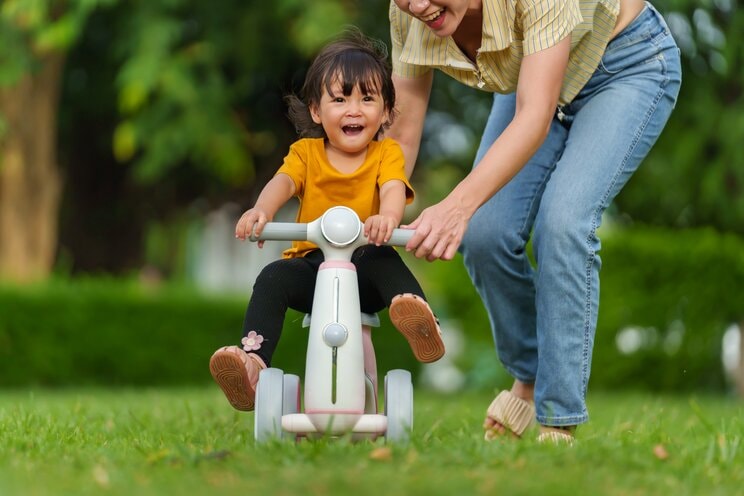 「子どもを産みたくない」が「子ども嫌いの冷たい女」に変換されるのはおかしいのでは？ 「子どもが好き」という言葉が持つ好意的イメージの不思議_3