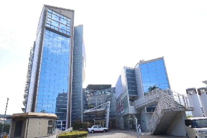 伊東市役所（撮影/集英社オンライン）