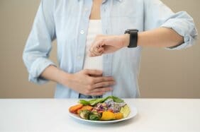 「1日3食」は内臓の負担になっている? 胃腸のブラック活動に歯止めをかける、江戸時代の日本人の食事習慣とは