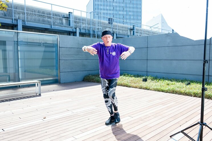 「1日1万歩も必要ない」デューク更家72歳が語る“歩数至上主義”への違和感…「万歩計のCMはもらえませんでした（笑）」_71