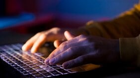 「関西で一緒に死にませんか?」苦悩した宗教2世がネットで心中相手を募集し「集団自殺」を選んだわけ