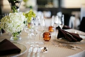 経済力だけじゃダメ!“老舗超高級老人ホーム”スタッフが断言する、住人となる者に必要な「最低条件」とは?