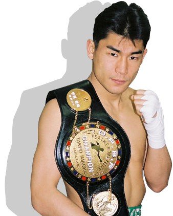 「汚い・臭い・暗い・怖い」というボクシングジムのイメージを覆した元ボクシング王者の緻密なジム経営。年下の先輩から呼び捨てにされながら下積み、借金2000万円で開業するが数日経っても入会者は来ず、「もうダメか」と思ったそのとき…_1