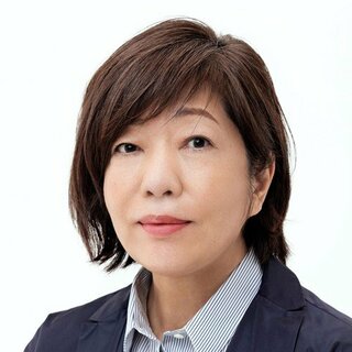 林真理子 | 集英社オンライン