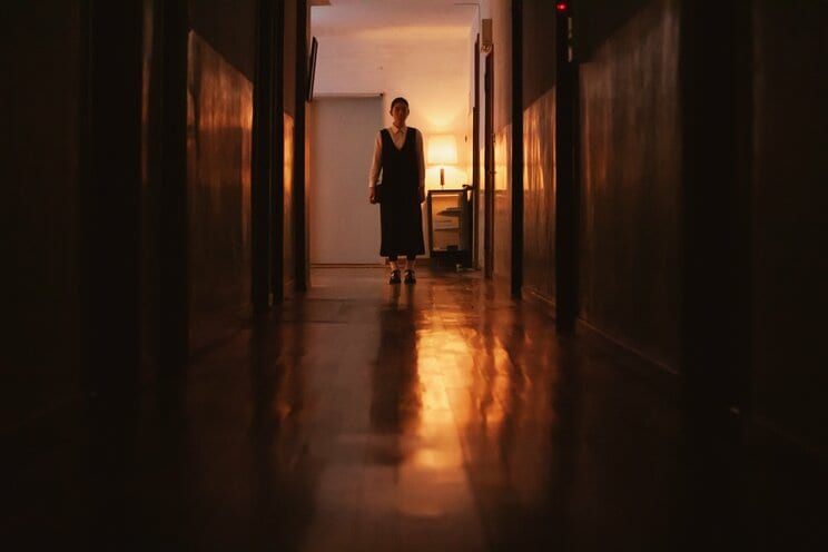 ©2025 BITTERS END/CHIAROSCURO