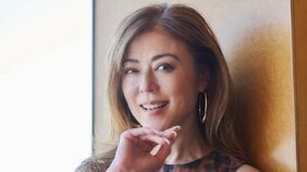 「サンゴで股間を隠した写真」に自信…武田久美子（58）が23年ぶりの写真集で見せた“衝撃の姿”「よくここまで“賞味期限”を保ってきたと思います（笑）」