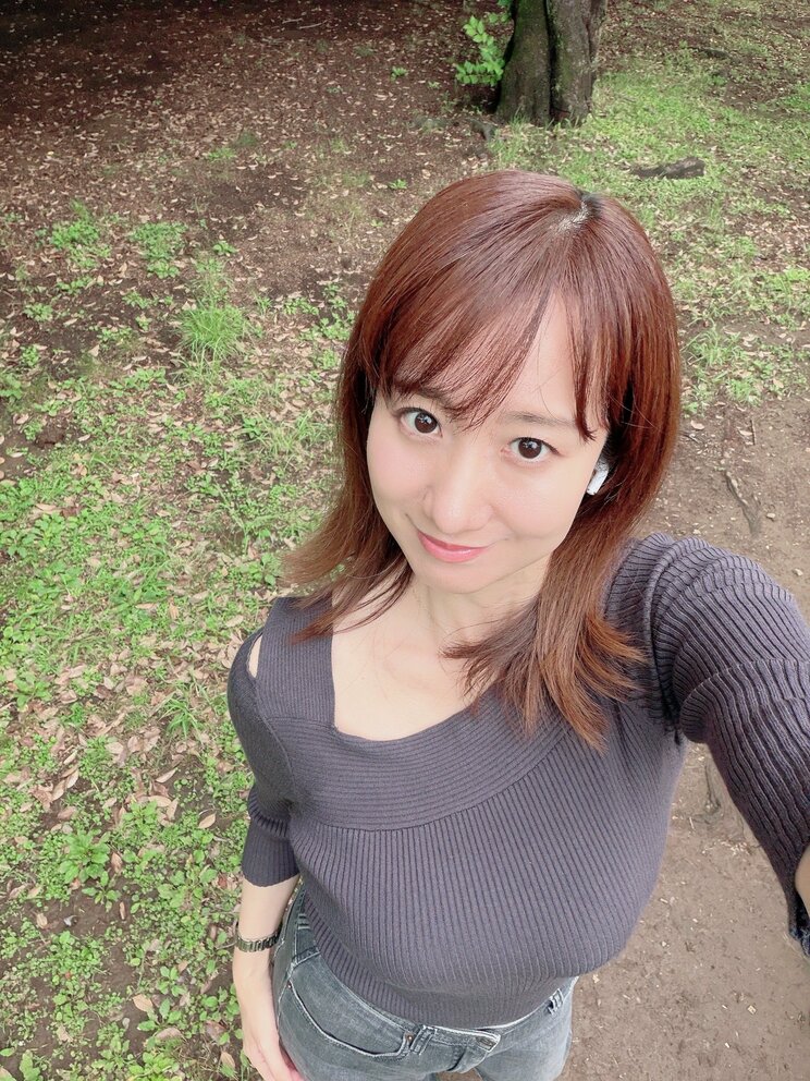 話題の気象予報士・吉井明子が語る31歳での転身と45歳の水着挑戦「ここでやらなければ後悔する」_6