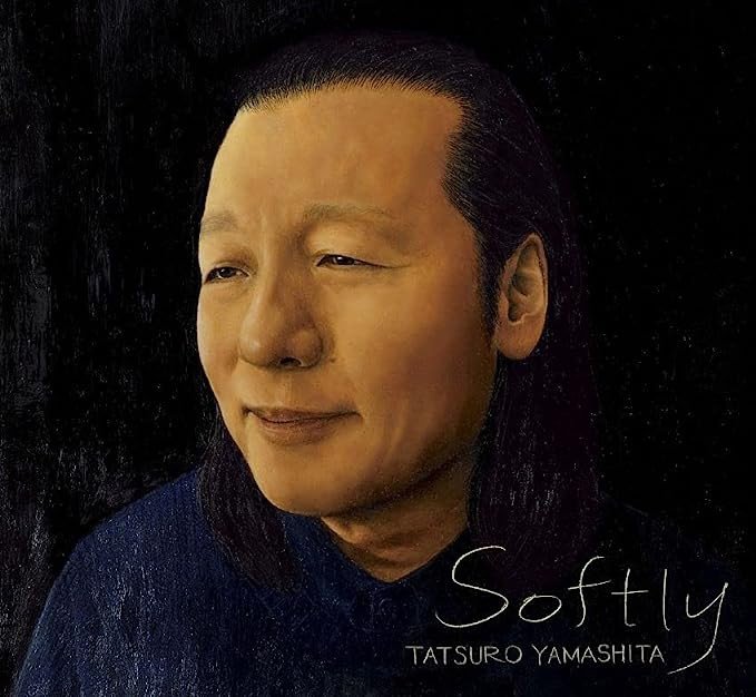 2022年6月には実に11年ぶりとなる、通算14作目のオリジナルアルバム『SOFTLY』をリリース。おりからのシティポップブームもあいまって、オリコンランキングでチャート１位となるなど、大ヒットに