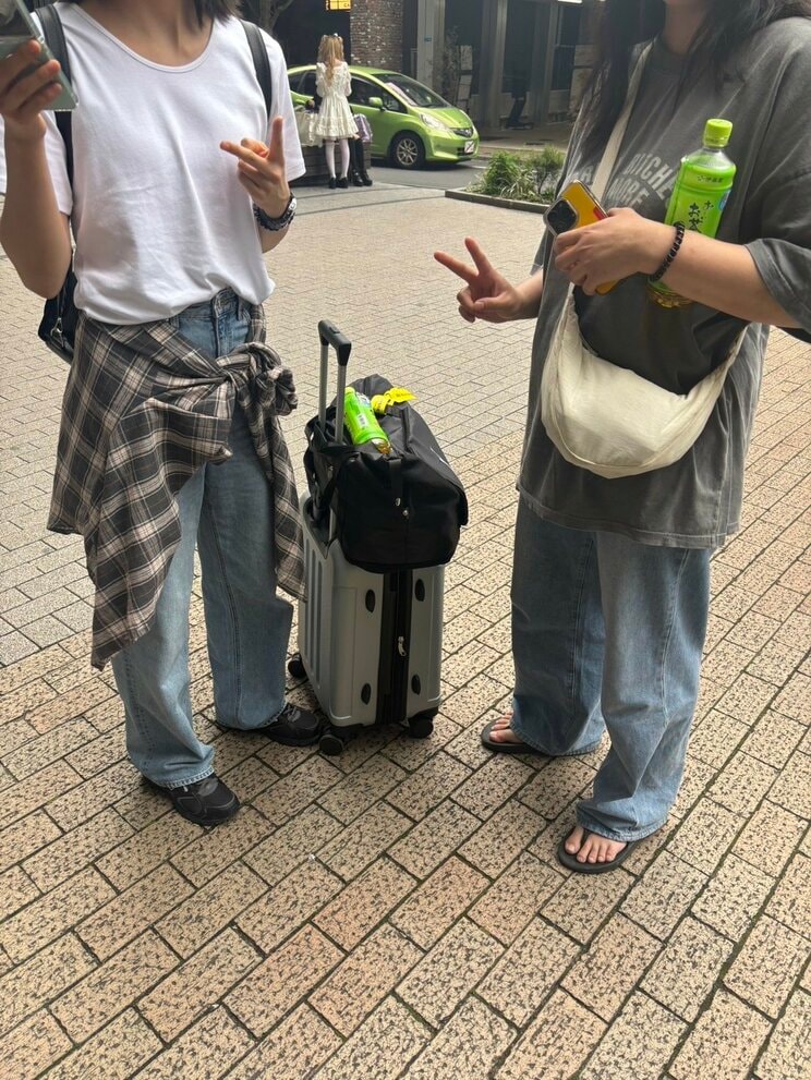 これからランチだという韓国人女性二人組（撮影／集英社オンライン）