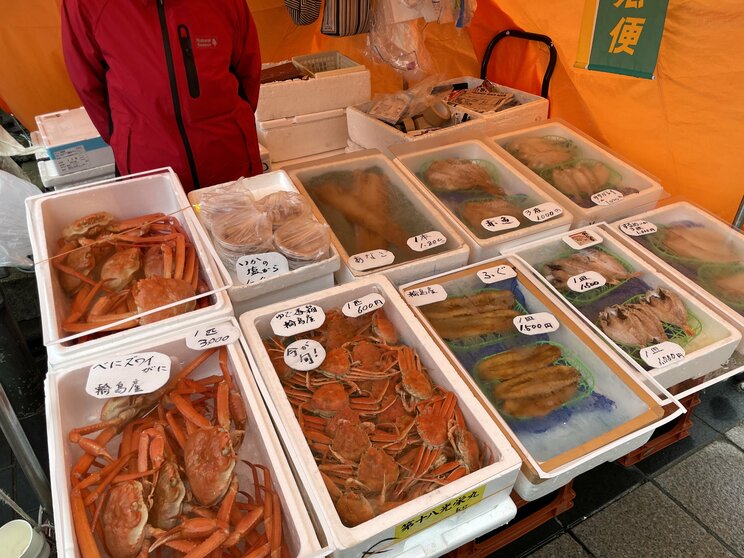 美味しそうなカニに引き寄せられた