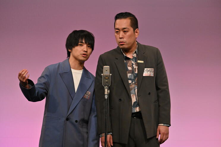 エバース（左・佐々木隆史、右・町田和樹）ⓒM-1グランプリ事務局