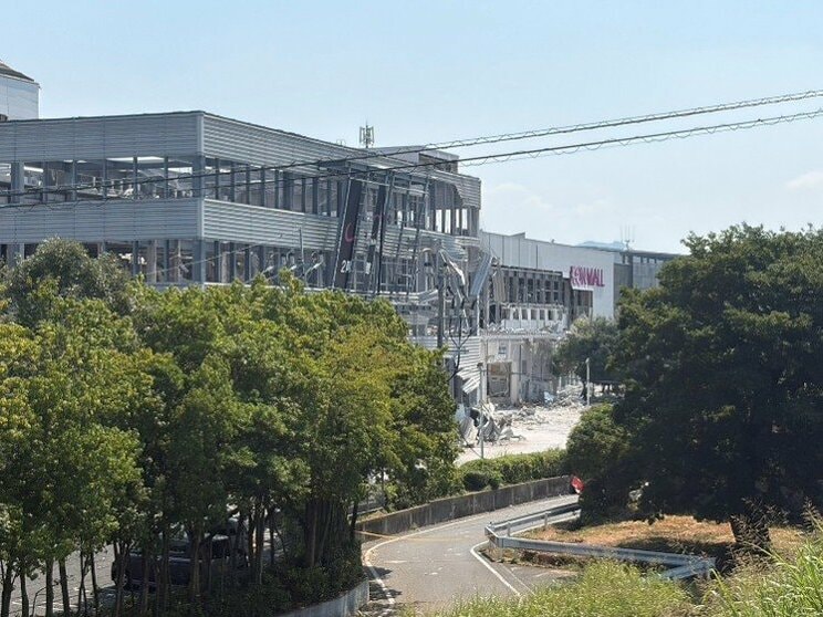 捜索が終わった後のイオン（撮影／集英社オンライン）