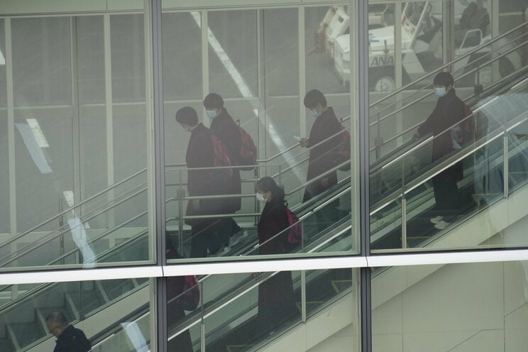 29日羽田空港から経由地、北京に向かう北朝鮮選手団（撮影/集英社オンライン）