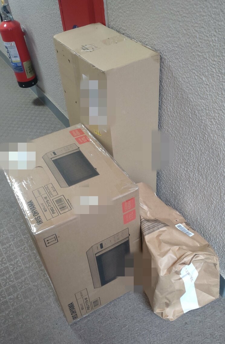 オーナーが替わってから空き部屋に頻繁に届くようになった“謎の宅配物”