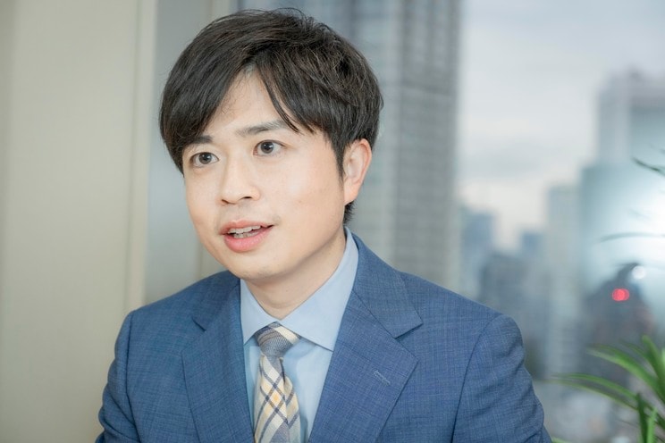 先日、家を掃除していたら修業期間に録ったレコーダーを発見。「聞き返したらまだまだ下手なんですけど、ひたむきさや一生懸命さは伝わってきたんです。今後も技術にばかり走らないで、この気持ちを忘れちゃいけないなと」