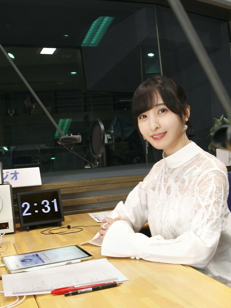 「論理」を突き詰め「集団ごっこ」を生きる。声優・佐倉綾音がラジオで語った、人との距離感と孤独の哲学_1
