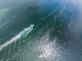 「まだまだ気仙沼は大丈夫だ」、震災2日後にそう信じることができた白い漁船