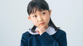 「オンライン授業があるのに何のために学校に行くの?」にはなんと答えるべき? 悩める小4女子に小島よしおが即答した回答とは