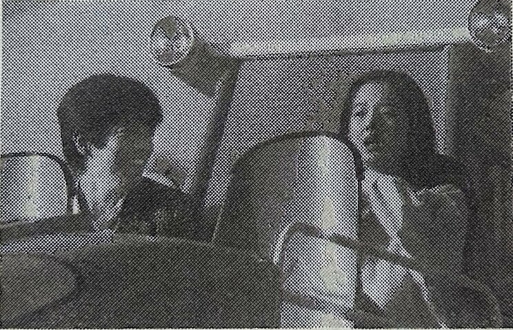 ジュリーは1987年の1月7日に日出代夫人との離婚が成立。田中裕子との運命的な出会いは1982年12月に公開された映画「男はつらいよ・花も嵐も寅次郎」だった。やがてジュリーがなんとしてでも一緒になりたい相手となる。（「週刊明星」1987年1月29日号〈集英社〉より）
