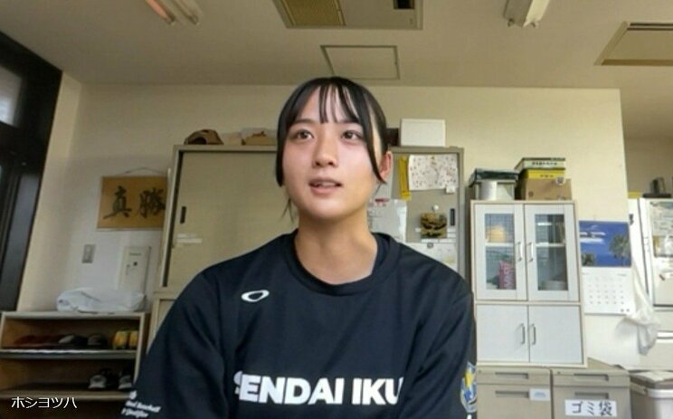 部室で取材に応じる星よつはさん。敗戦後、泣きながら集めた甲子園の土はお世話になった人たちへ配り、残りは自分の部屋に飾っているという