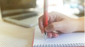 「将来にも現実と夢があるから」未来の自分の24時間のタイムスケジュールを書き出してみることで夢がぐっとリアル感を帯びてくる不思議