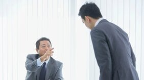 ポジション、資金力、権力を使って邪魔してくるアホを遠ざけるために必要な「何食わぬ顔」で「余計なことを言わない技術」とは