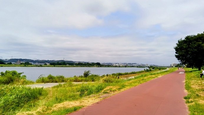 多摩川河川敷（PhotoAC）