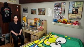 スーパーファミコン、たまごっち、ミニ四駆に当時のアイドルグッズ…大量のレトログッズが溢れるエモすぎ“平成こじらせ部屋“「なんでこんな部屋にしたんですか?」と家主に聞くとまさかの黒歴史が…