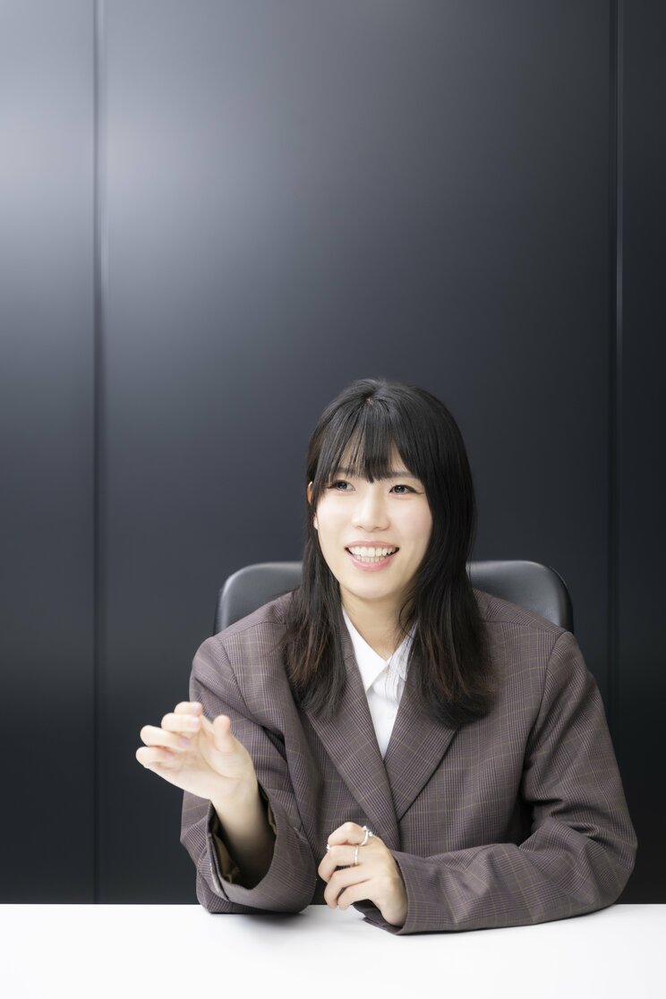 芸人を目指すきっかけを話す紺野ぶるま（撮影／矢島泰輔）