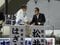 10月19日、JR八王子駅前の演説会で握手する萩生田光一氏と松井一郎氏(撮影/集英社オンライン)