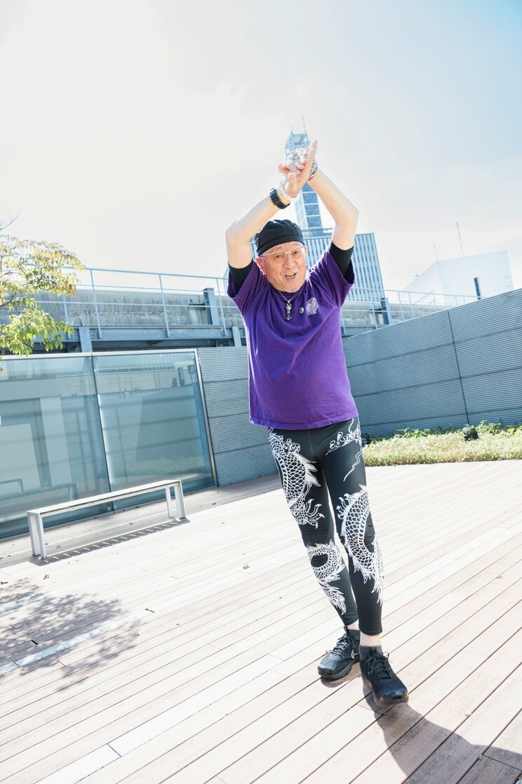 「1日1万歩も必要ない」デューク更家72歳が語る“歩数至上主義”への違和感…「万歩計のCMはもらえませんでした（笑）」_45
