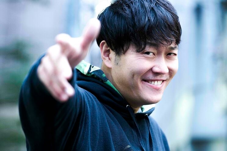 「多くの人がテレビを見なくなった」今なぜ“歌マネ”が勝つのか？　エハラマサヒロが語る時代におきたモノマネ界の地殻変動　_4