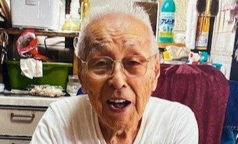 103歳、今も現役の自転車職人 長寿の秘訣は「ニンニク」、休日はスナックで4時間熱唱…妻に先立たれて約30年、一人で店を守り続ける日々