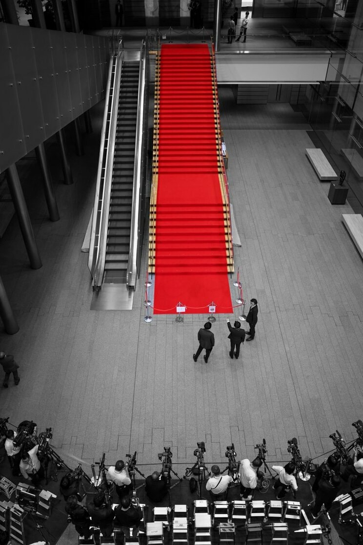 9月20日に投稿された内閣改造の際の写真（写真／内閣広報官Xより）