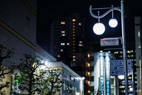 「40歳くらいで売りをやめたら、さっさと死にたい」──自分への仕送りのために兄は町内会費を横領、自宅の売却話まで。家族と絶縁状態になった歌舞伎町に立つ32歳の街娼の物語