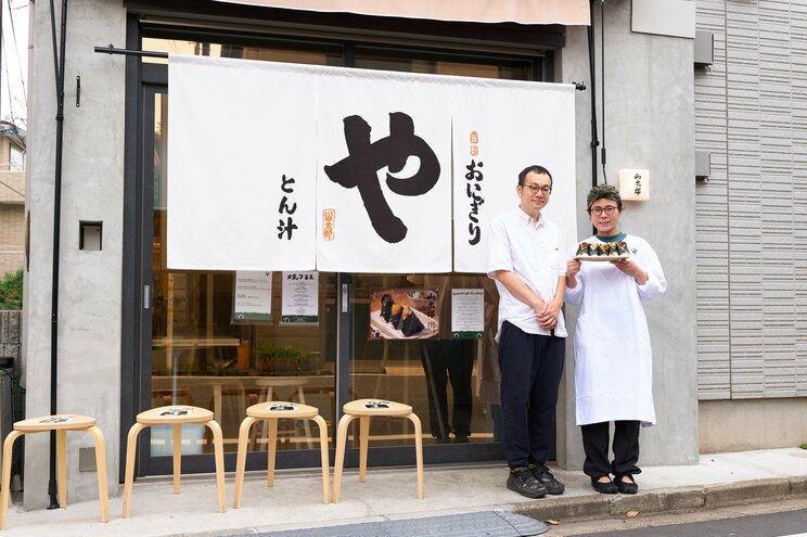 開店初日で2時間待ち！ 大人気おにぎり専門店を営む夫婦の経営哲学。「お客さんがもらす“日本人でよかった”がおにぎりの醍醐味」。目標は「最後の晩餐で食べたいごはん」_22