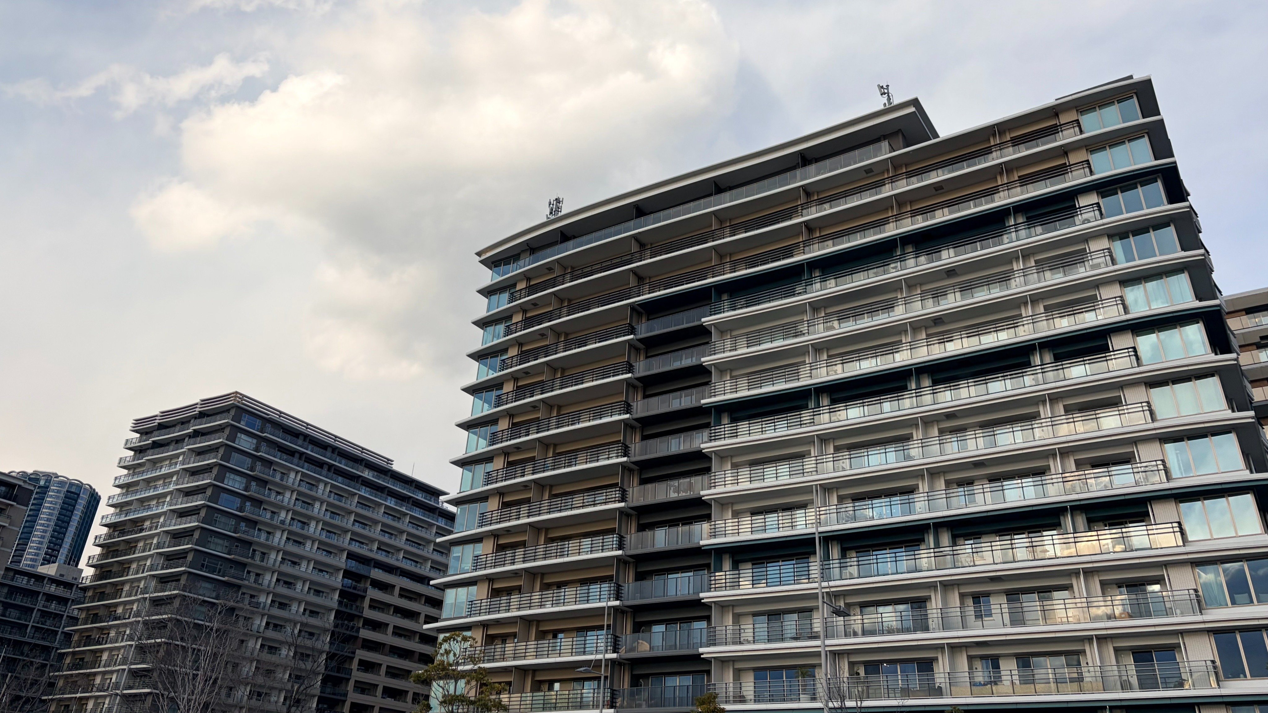 賃貸VS購入】マンション価格が超高騰している今、正解はどっち？ 迷っ