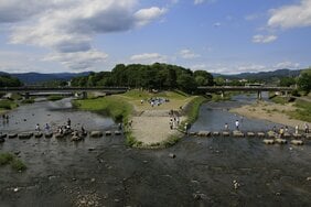 「聖地巡礼」にとどまらず移住する人が急増…「アニメ聖地移住」が現代人のライフスタイルを変えつつある