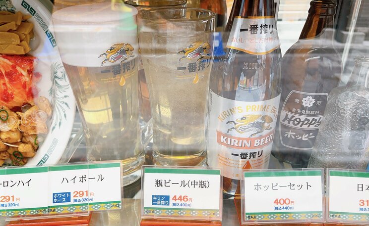ビール、ハイボール、ホッピーセット、日本酒、サワー系などアルコールメニューも充実している